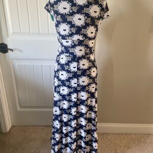 Maxi dress blue floral size small
